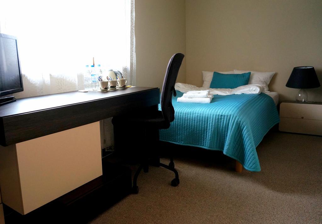 Villa Modlin Airport Nowy Dwór Mazowiecki 部屋 写真