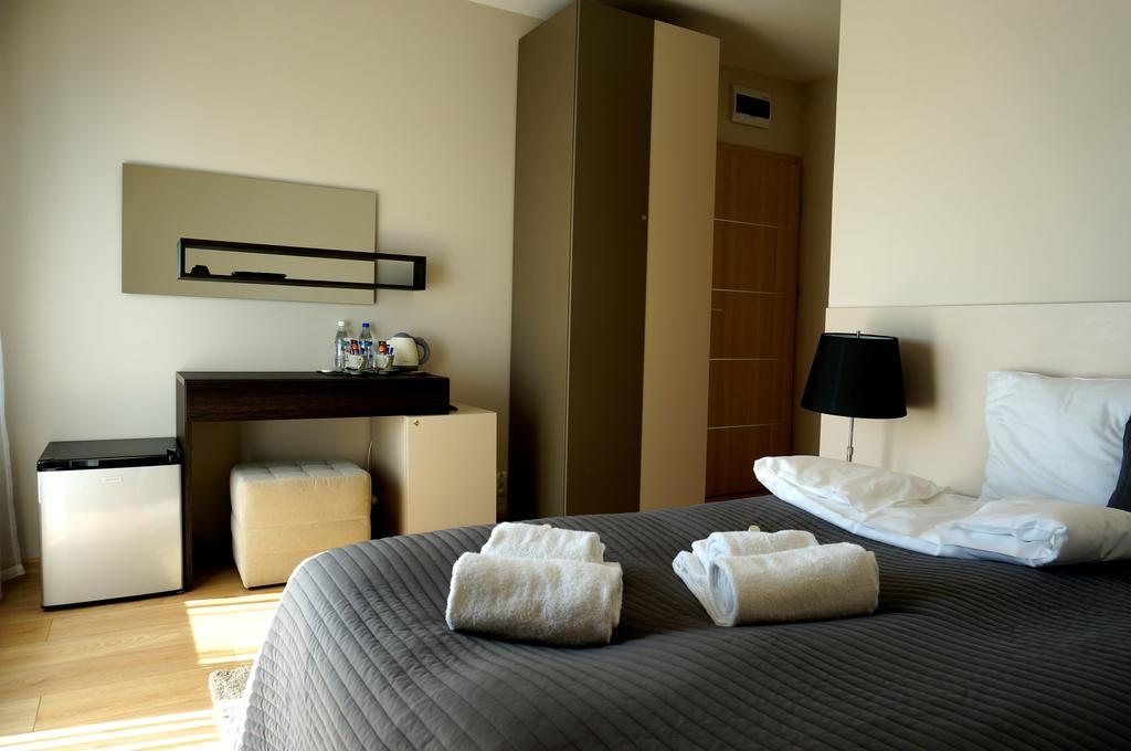 Villa Modlin Airport Nowy Dwór Mazowiecki 部屋 写真