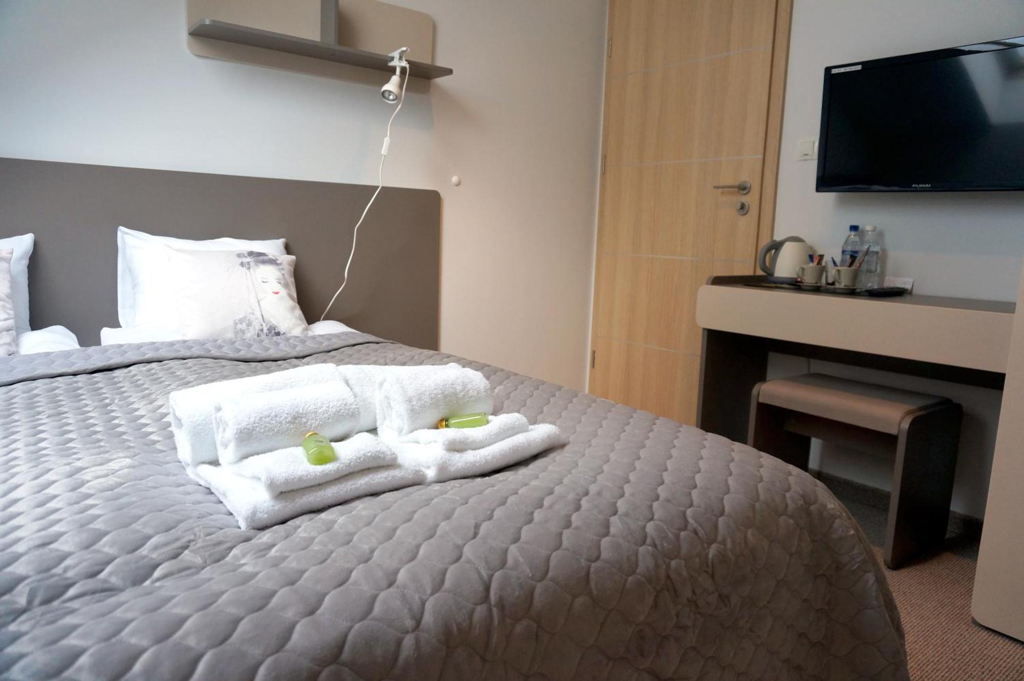 Villa Modlin Airport Nowy Dwór Mazowiecki 部屋 写真