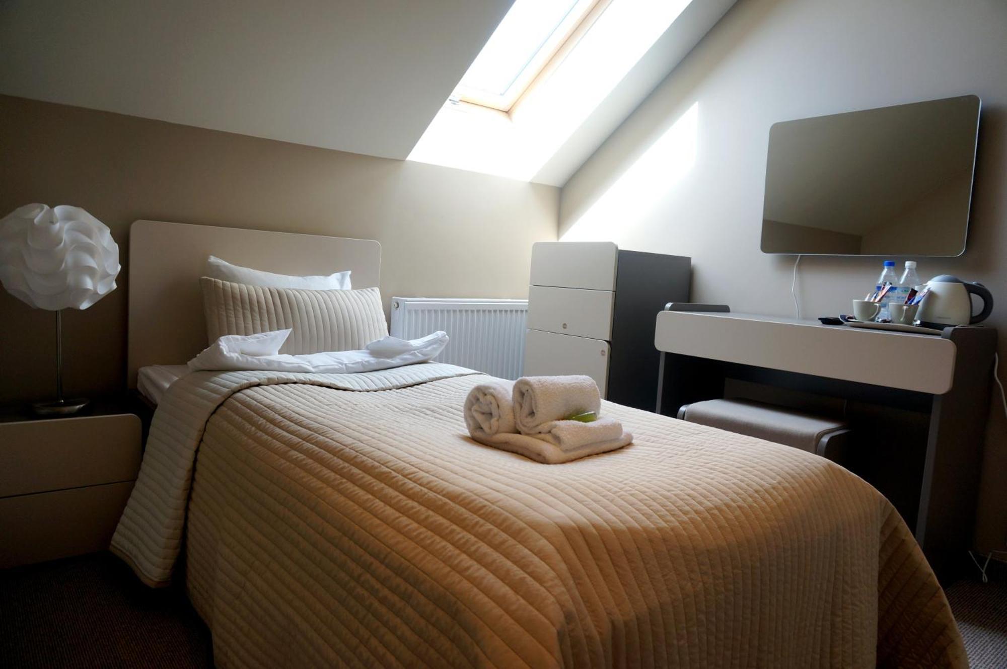 Villa Modlin Airport Nowy Dwór Mazowiecki 部屋 写真