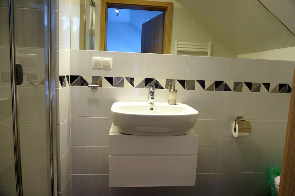 Villa Modlin Airport Nowy Dwór Mazowiecki 部屋 写真