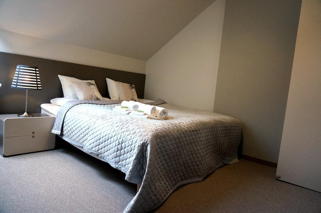 Villa Modlin Airport Nowy Dwór Mazowiecki 部屋 写真