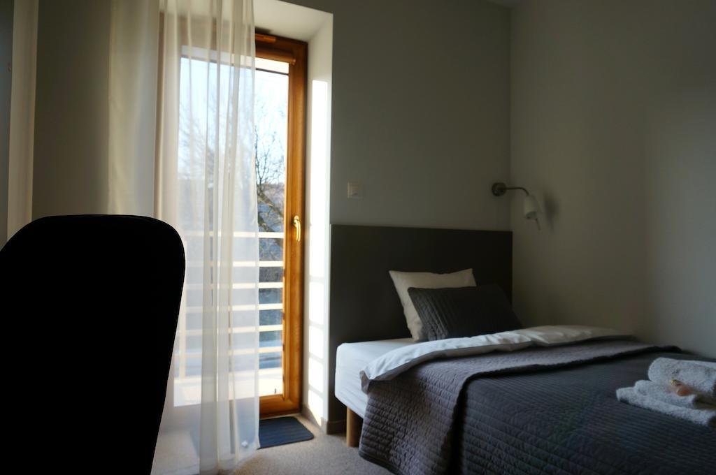 Villa Modlin Airport Nowy Dwór Mazowiecki 部屋 写真