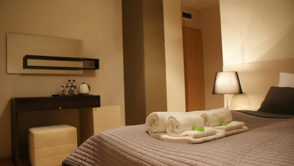 Villa Modlin Airport Nowy Dwór Mazowiecki 部屋 写真