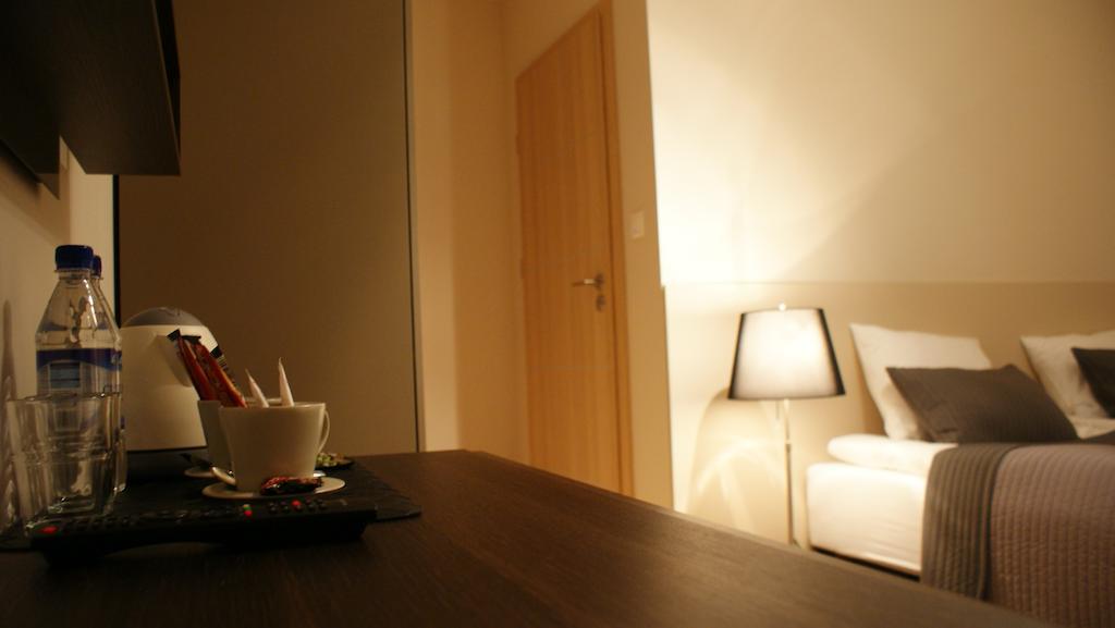 Villa Modlin Airport Nowy Dwór Mazowiecki 部屋 写真