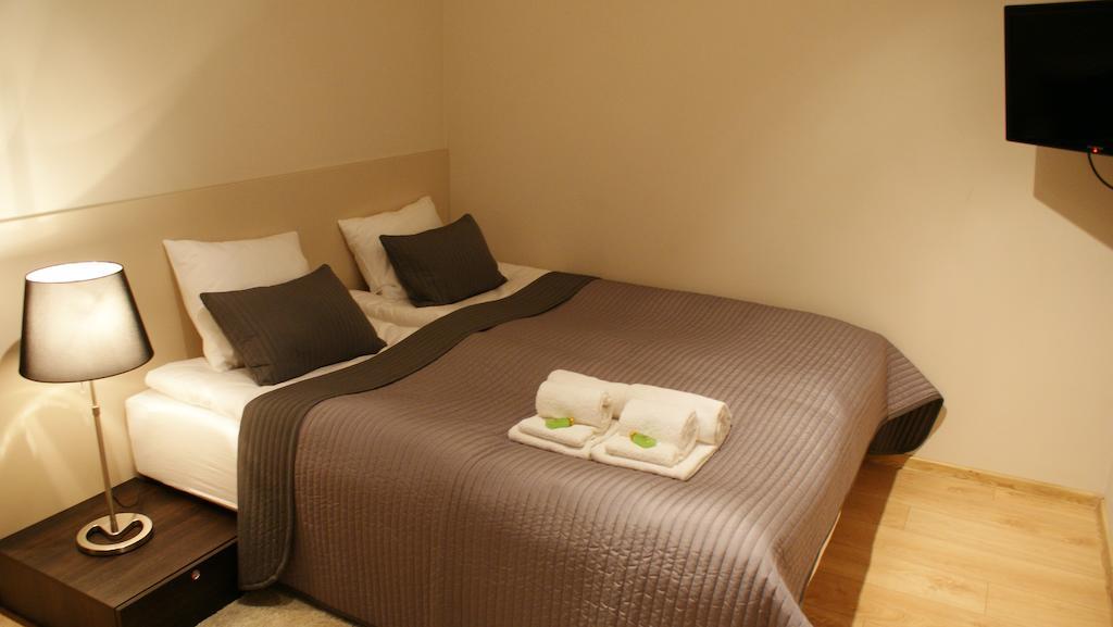 Villa Modlin Airport Nowy Dwór Mazowiecki 部屋 写真