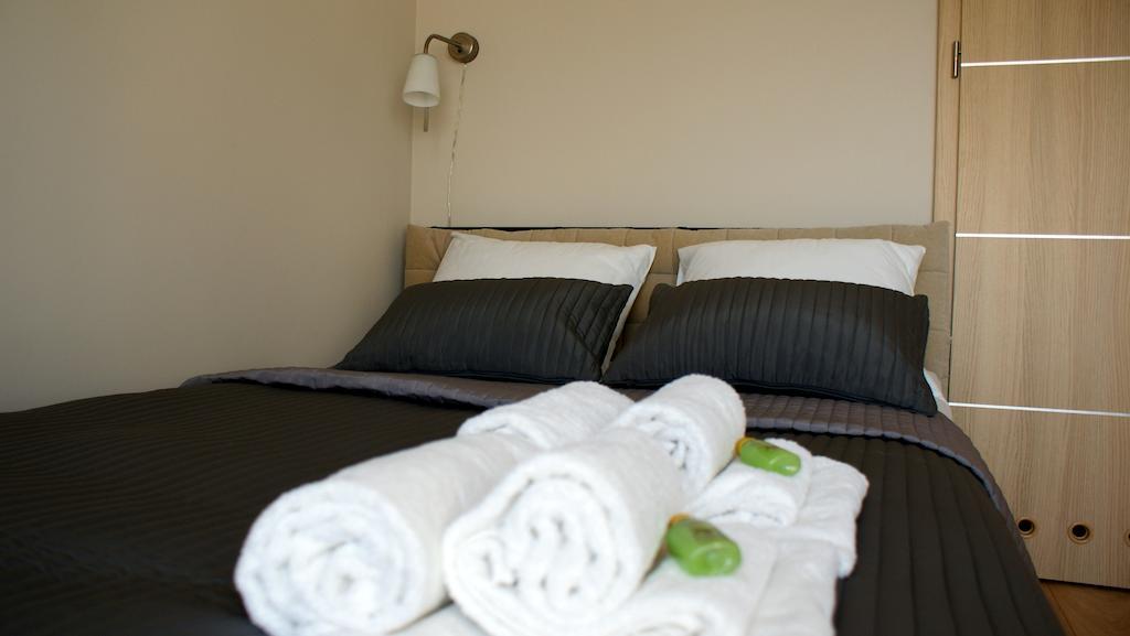 Villa Modlin Airport Nowy Dwór Mazowiecki 部屋 写真