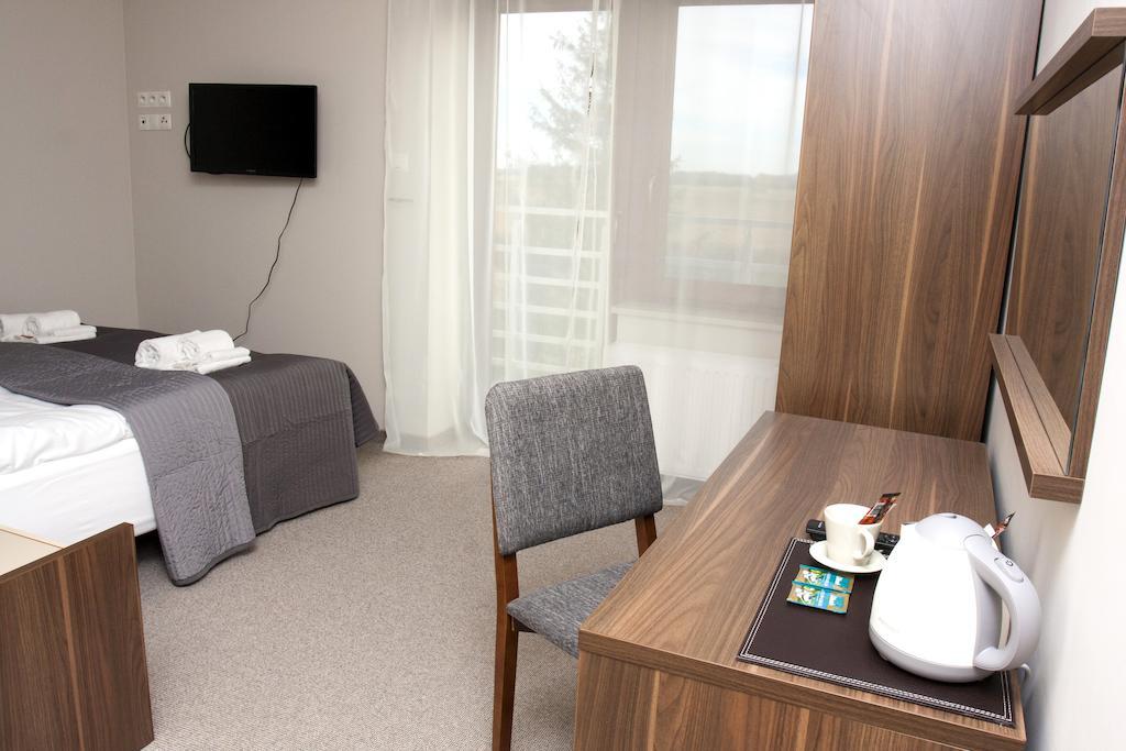 Villa Modlin Airport Nowy Dwór Mazowiecki 部屋 写真